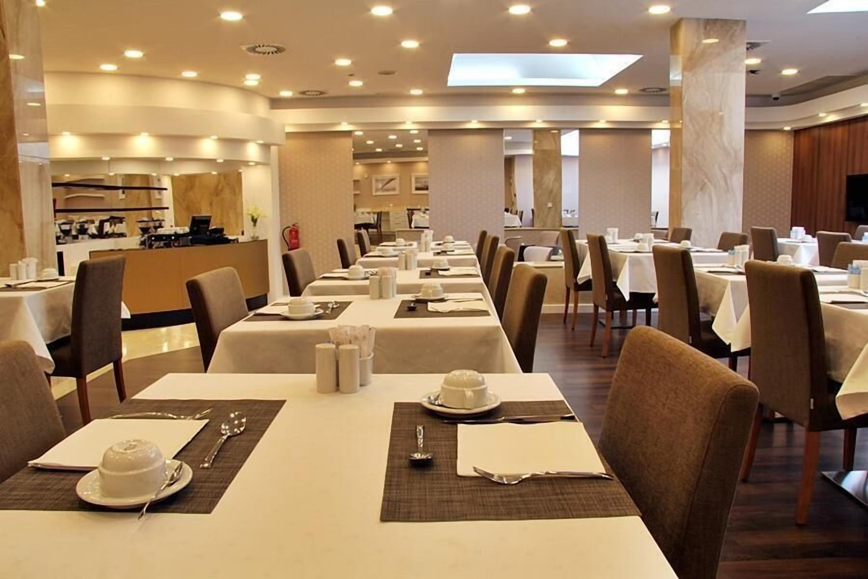 daily to-go breakfast (eur 5 per person)