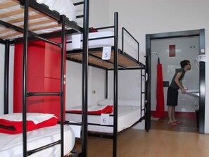 Shared Dormitory, Mixed Dorm, Shared Bathroom (1 bed in bunk bed) | Egyptian cotton sheets, pillow-top beds, in-room safe, free WiFi - Bilbao Akelarre Hostel (Bilbao)