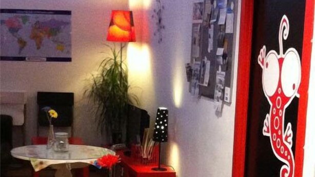 Unclassified image, 1 of 18, button - Bilbao Akelarre Hostel (Bilbao)