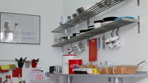 Unclassified image, 5 of 18, button - Bilbao Akelarre Hostel (Bilbao)