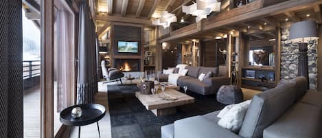 L'Ecrin de Jade | Área de sala de estar | Televisión de pantalla plana