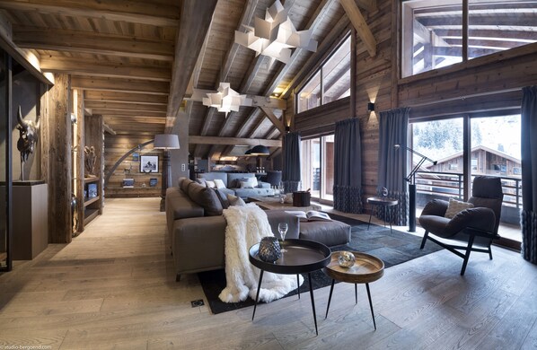 L'Ecrin de Jade | Área de sala de estar | Televisión de pantalla plana 