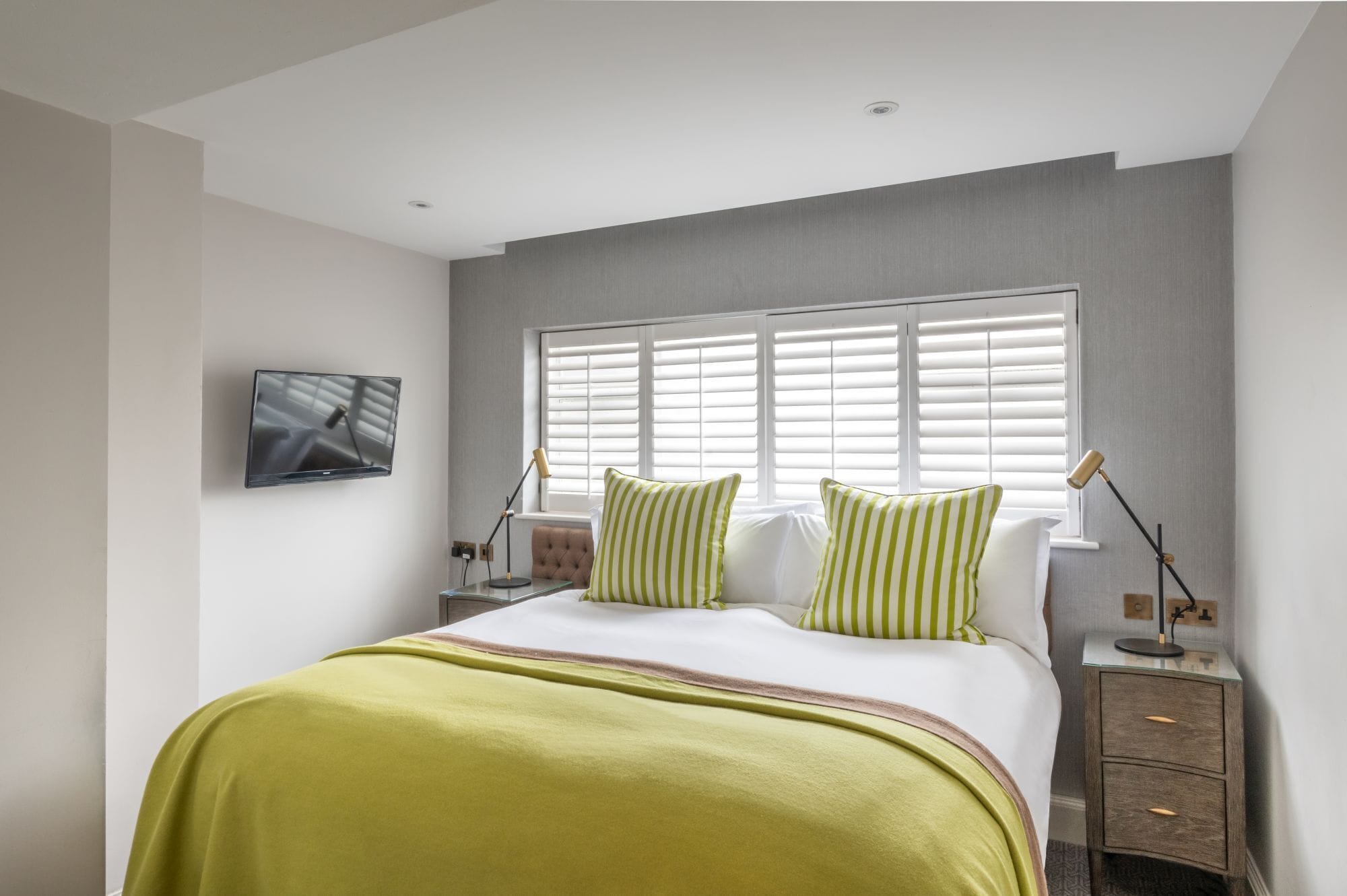 minibar, in-room safe, desk, iron/ironing board