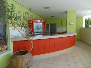 Poolside bar - Serra Park Flat Service - RQ Turismo (Rio Quente)