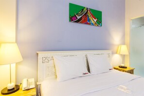 In-room safe, desk, blackout curtains, free WiFi