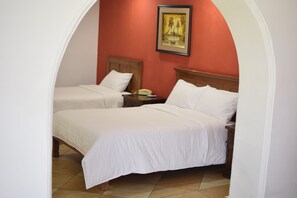 Quadruple Room, 1 Bedroom - Hotel Ambassador (Quito)