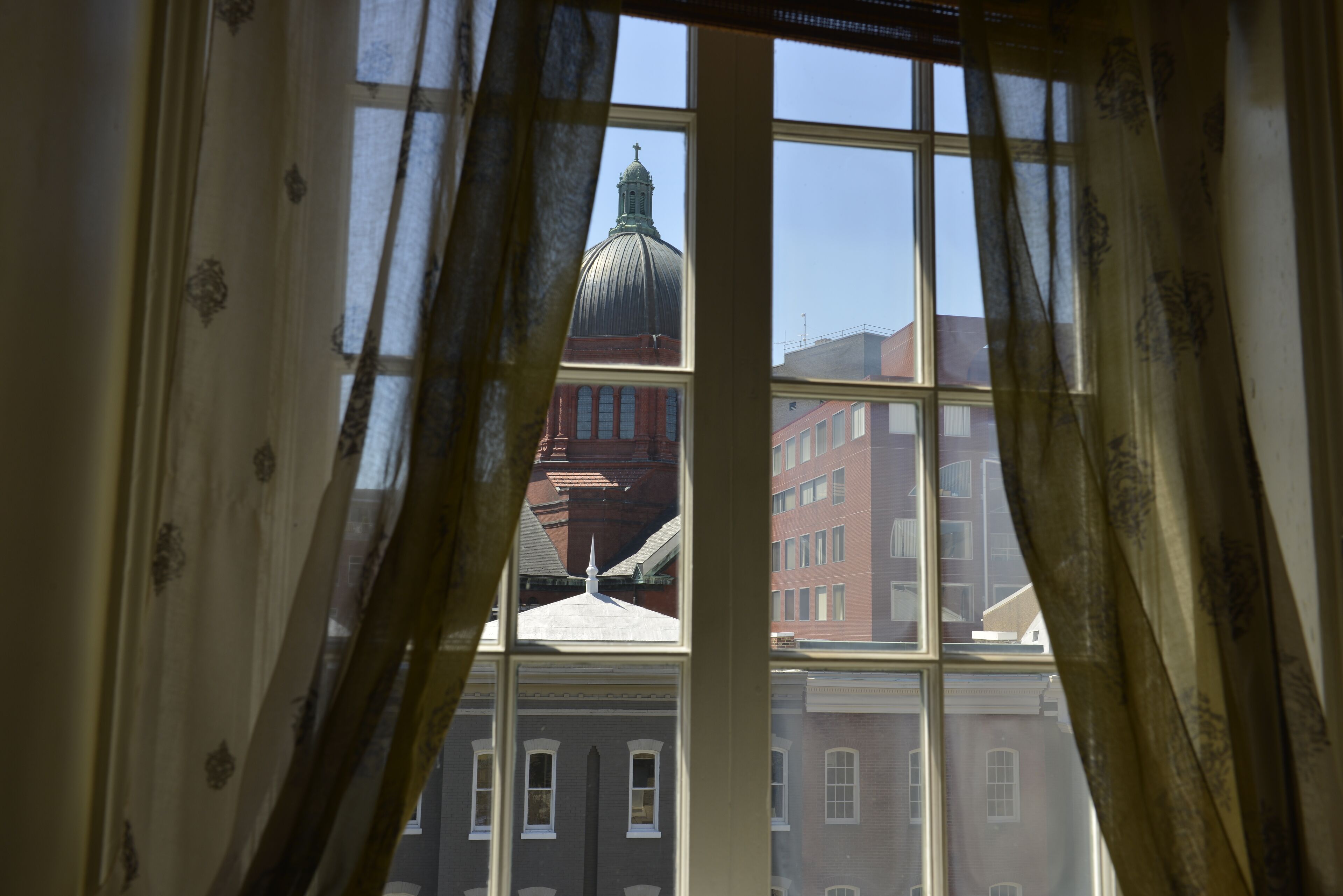 suite | bathroom | free toiletries, hair dryer, towels