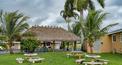 Everglades City Motel