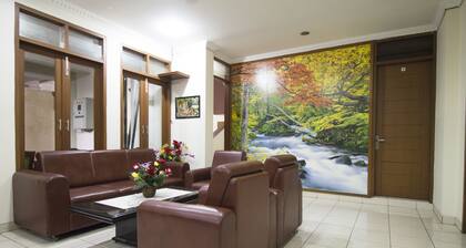 RedDoorz Plus @ Wastu Kencana