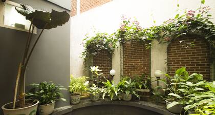 RedDoorz Plus near Parahyangan University