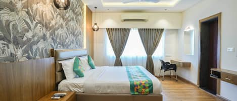 Chambre Deluxe | Bureau, fer et planche Ă repasser, Wi-Fi gratuit