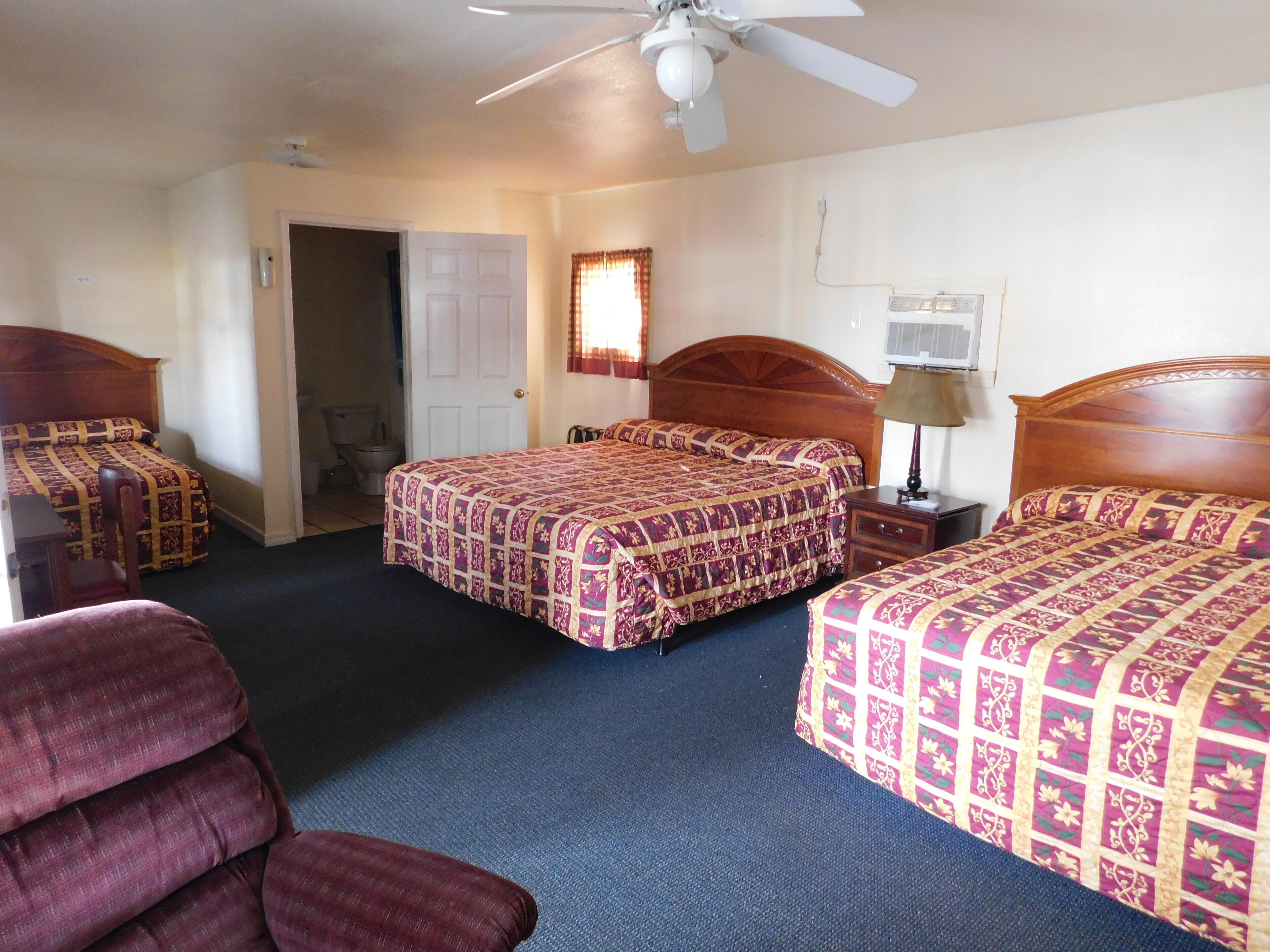 Free WiFi, bed sheets