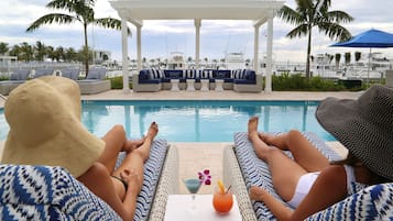 6 outdoor pools, free cabanas, pool umbrellas