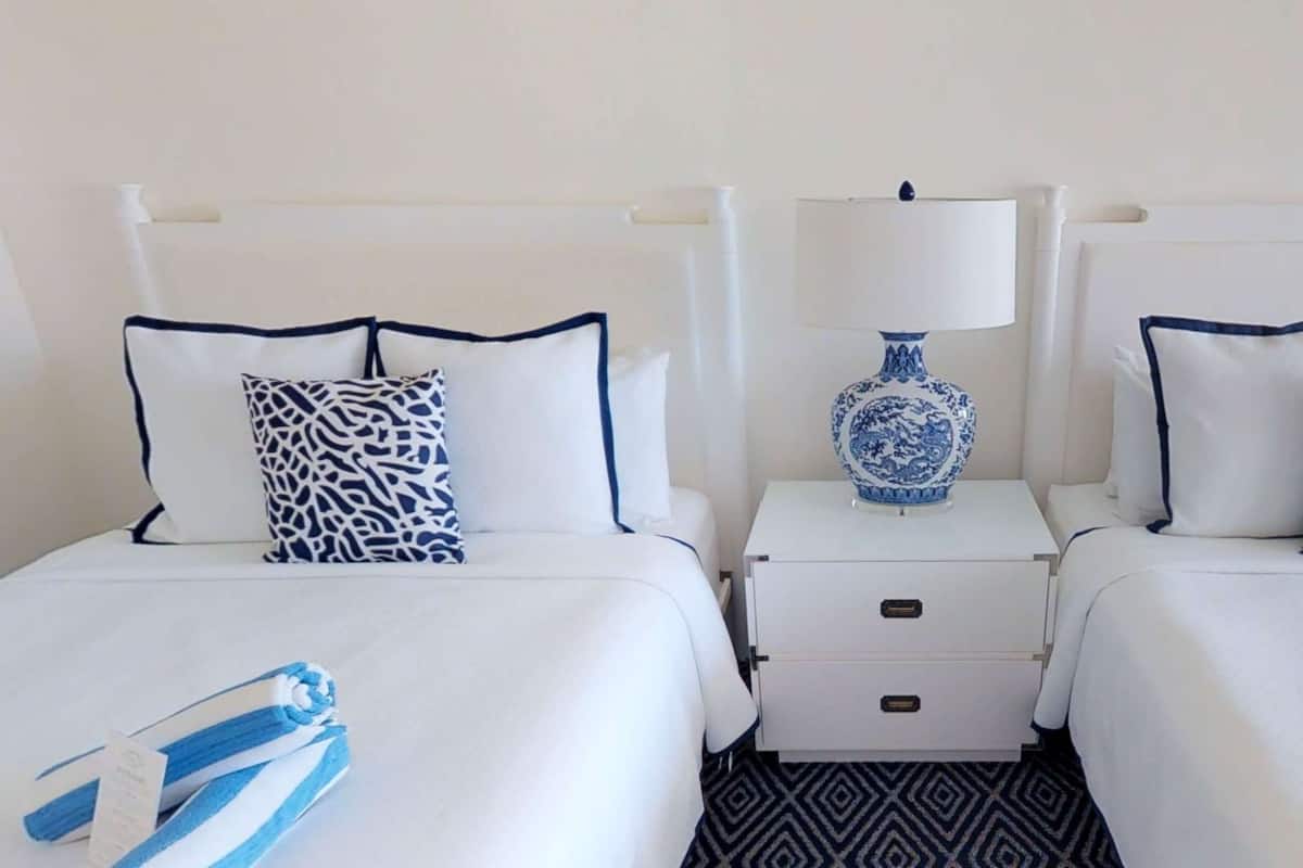Egyptian cotton sheets, premium bedding, down comforters, in-room safe