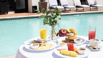 Daily buffet breakfast for a fee