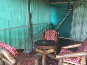 Superior Cabin, 1 Bedroom, River View, Mountainside | Living room - Isla Violin Eco Lodge (Sierpe)