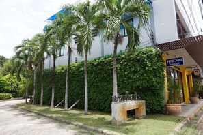 Property entrance - Srisomthai Hotel (Ubon Ratchathani)