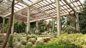 Property grounds - Pantai Indah Resort Hotel Timur (Pangandaran)