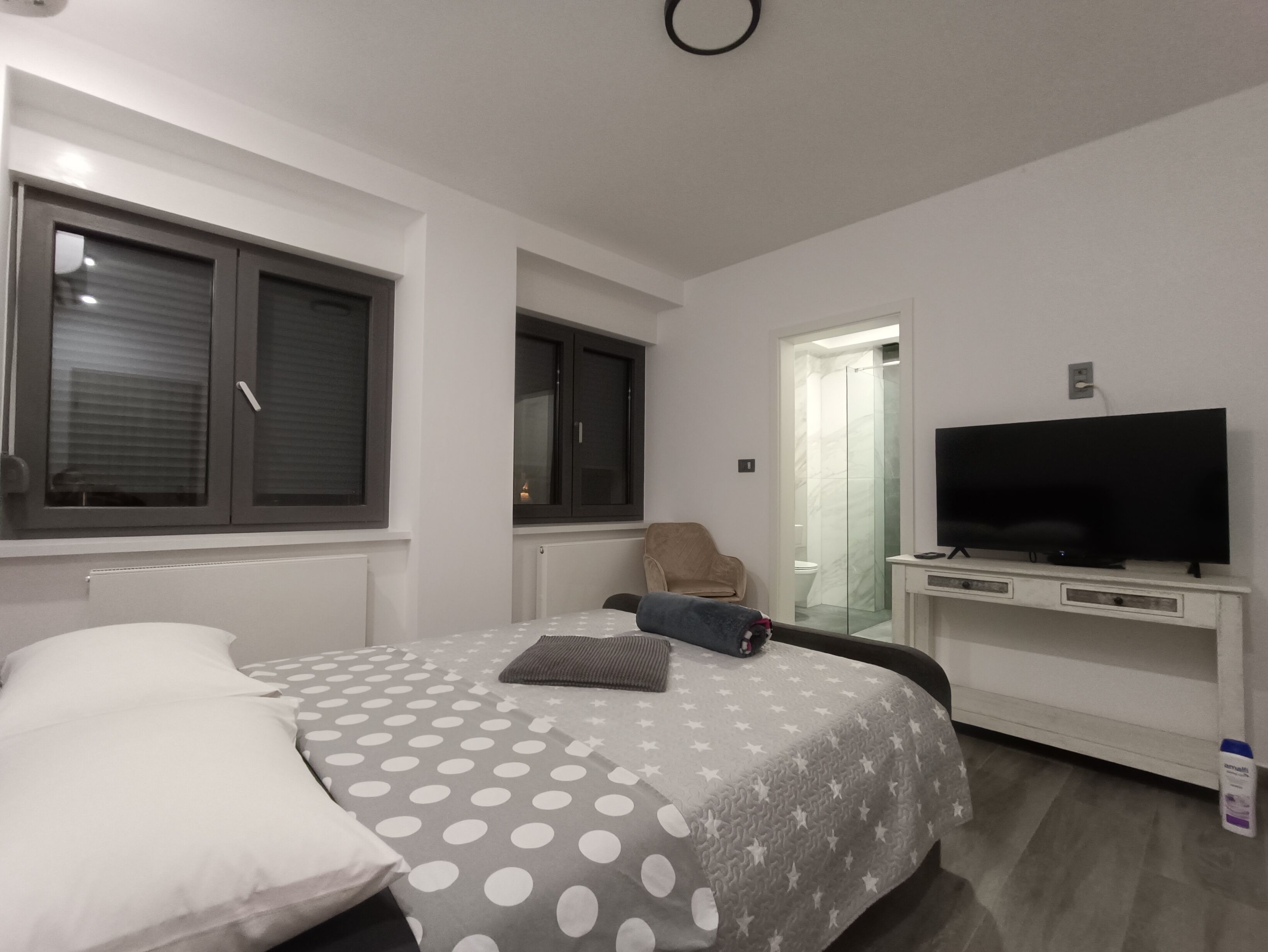 Minibar, bureau, Wi-Fi gratuit