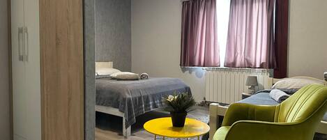 Classic Double or Twin Room | Minibar, desk, free WiFi