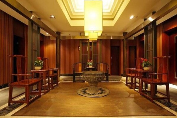 Interior - Langzhong Grand Hotel (Chengdu)