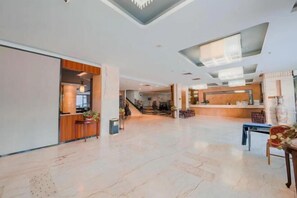 Lobby - Camellia Hotel (Kunming)