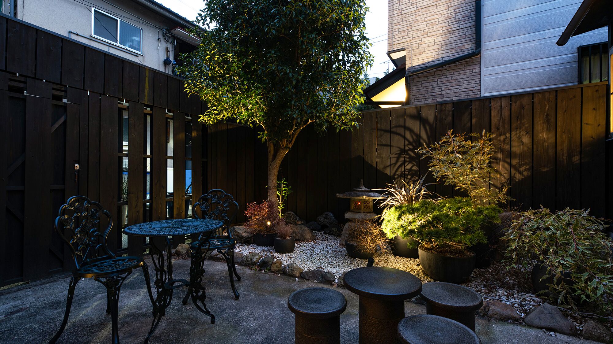 Maison mitoyenne Traditionnelle | Terrasse/Patio