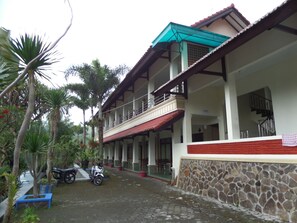 Property grounds - Sukapura Permai Hotel (Sukapura)