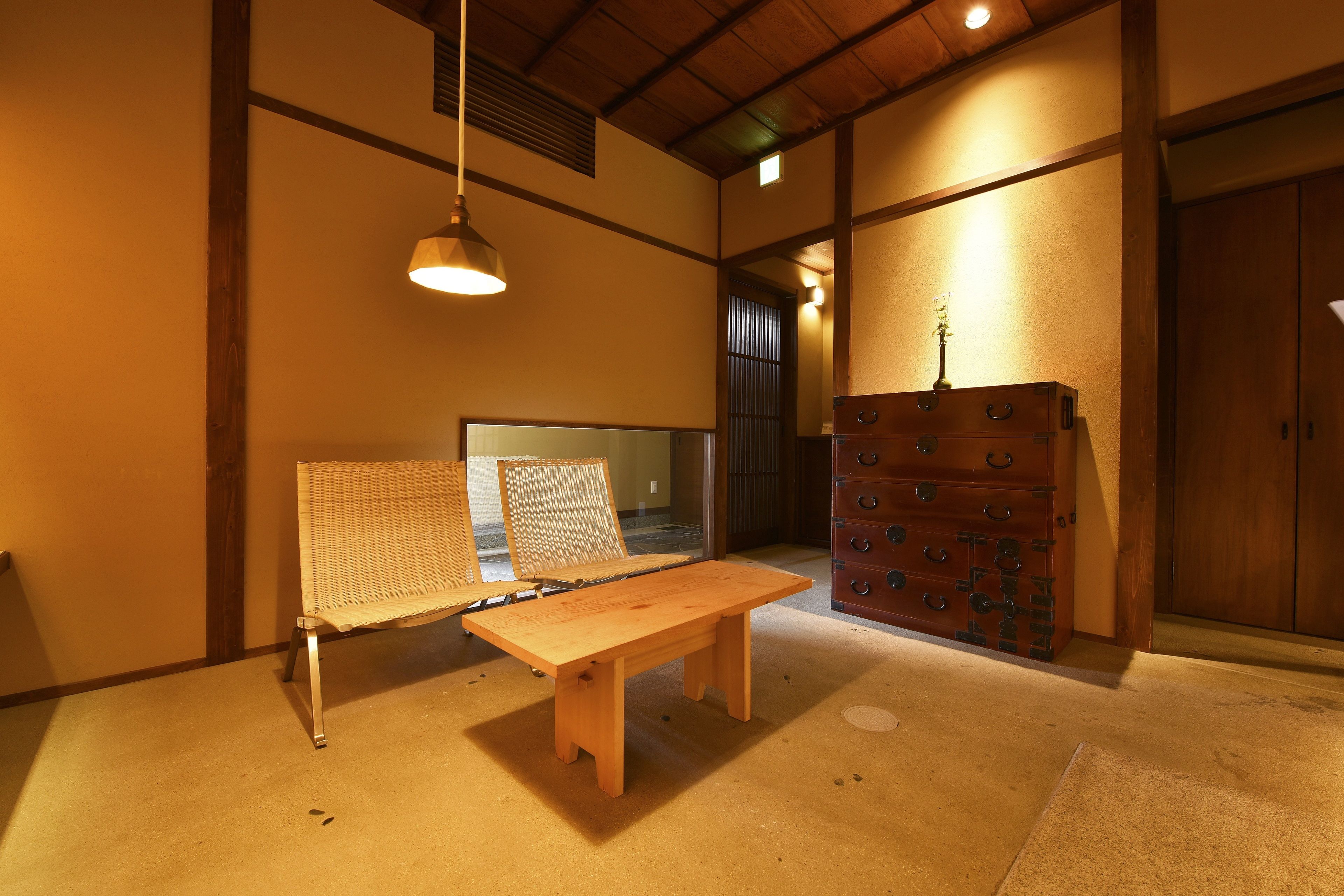 Pintu masuk interior