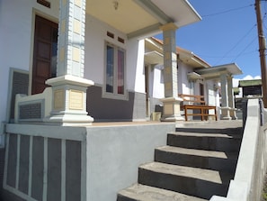 Front of property - Yog Bromo Homestay (Ngadisari)