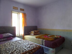 Desk - Yog Bromo Homestay (Ngadisari)