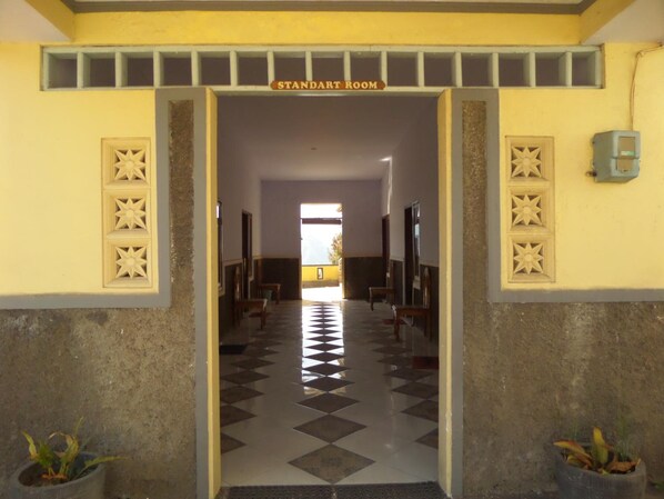 Interior - Yog Bromo Homestay (Ngadisari)