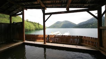 Aguas termales