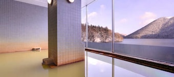 Shikaribetsu Lakeside Onsen Hotel Fusui