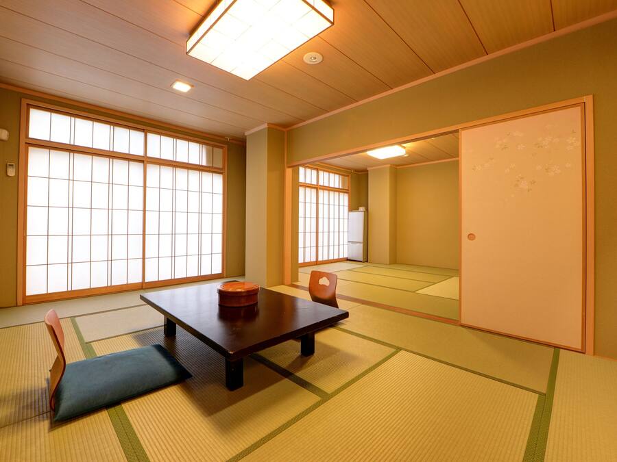 Chambre Tradition, non-fumeurs (Please check in by 6 pm for Dinner) | Coffres-forts dans les chambres, Wi-Fi gratuit