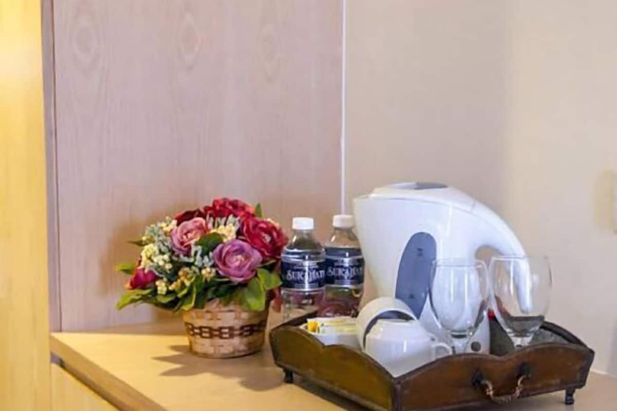 Kaffee und/oder Kaffeemaschine