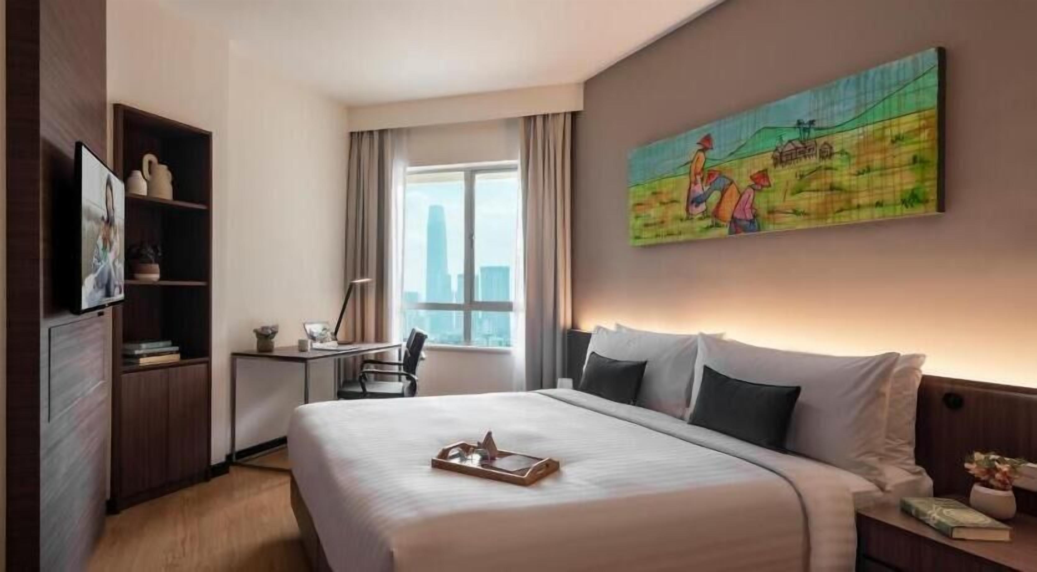 Cofres nos quartos, escrivaninha, espaço de trabalho para notebook