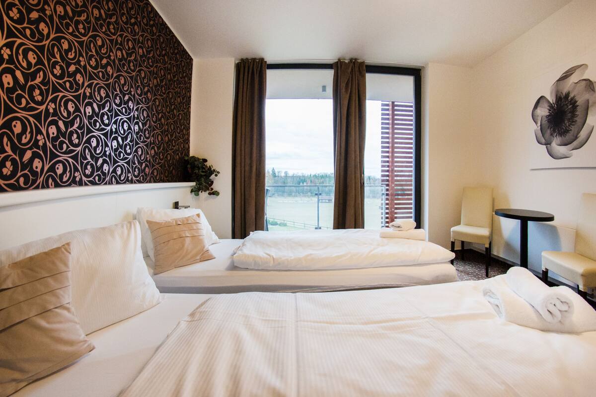 디럭스 더블룸, 발코니, 정원 전망