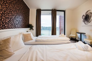 Deluxe Double Room, Balcony, Garden View