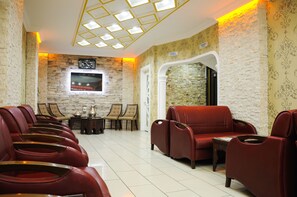 Coin salon dans le hall