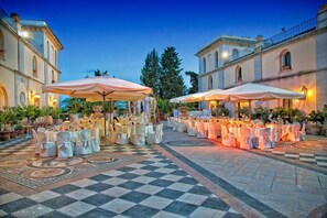 Espace banquet en plein air