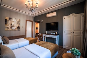 Ropa de cama de alta calidad y minibar