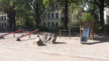 Außen-Kinderspielplatz