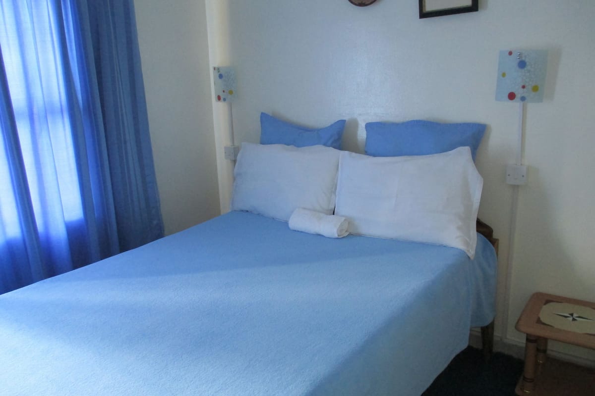 Standard Double Room | Desk, rollaway beds, free WiFi