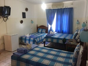 Desk, rollaway beds, free WiFi