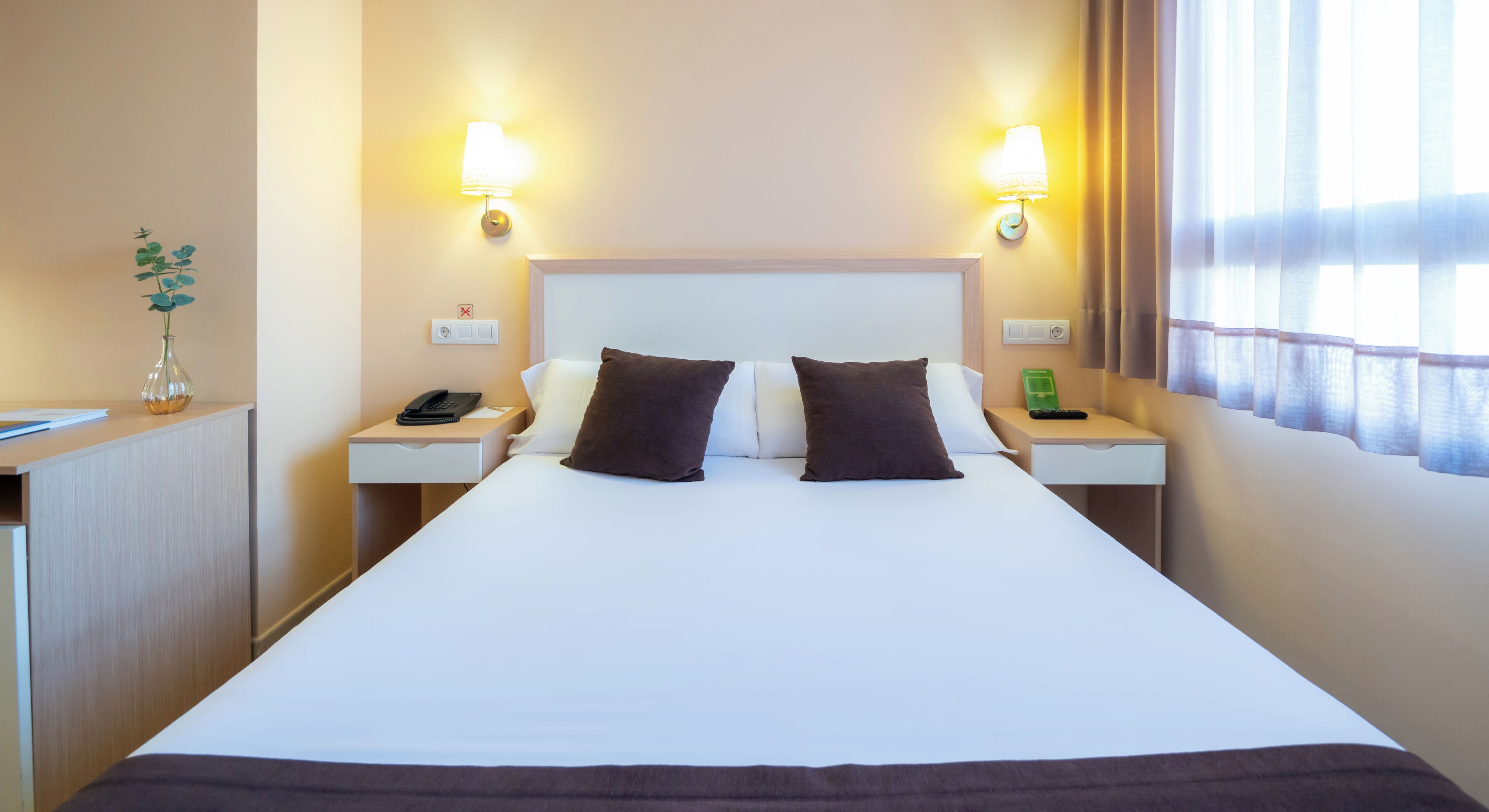 double room | minibar, in-room safe, desk, blackout curtains