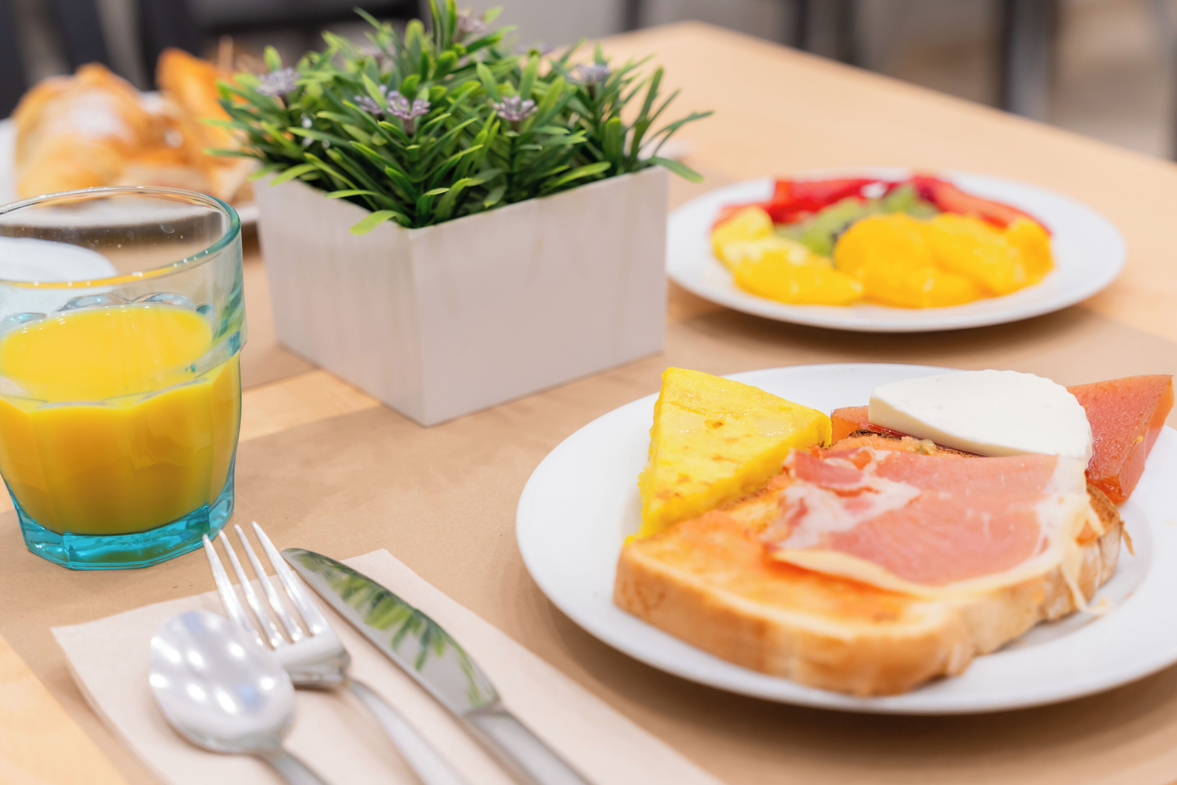 daily self-service breakfast (eur 12 per person)