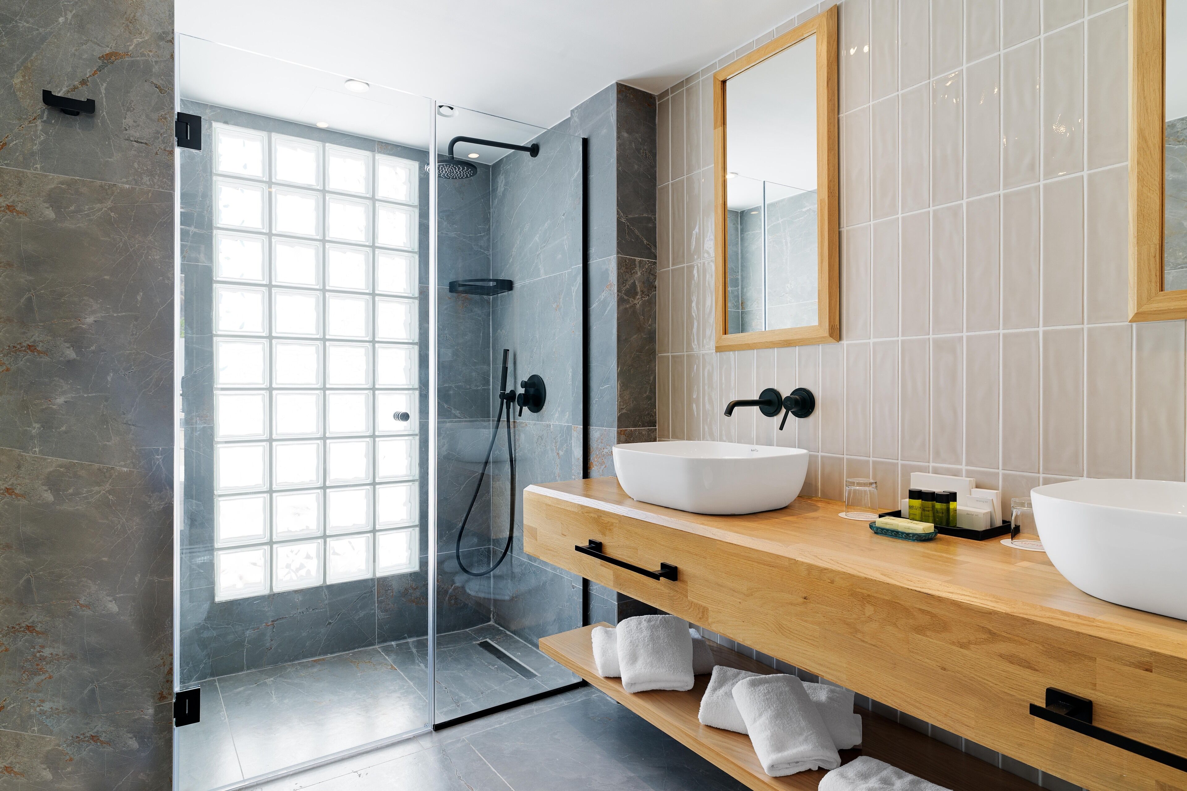 junior suite, 1 queen bed, private pool | bathroom | free toiletries, hair dryer, bathrobes, slippers