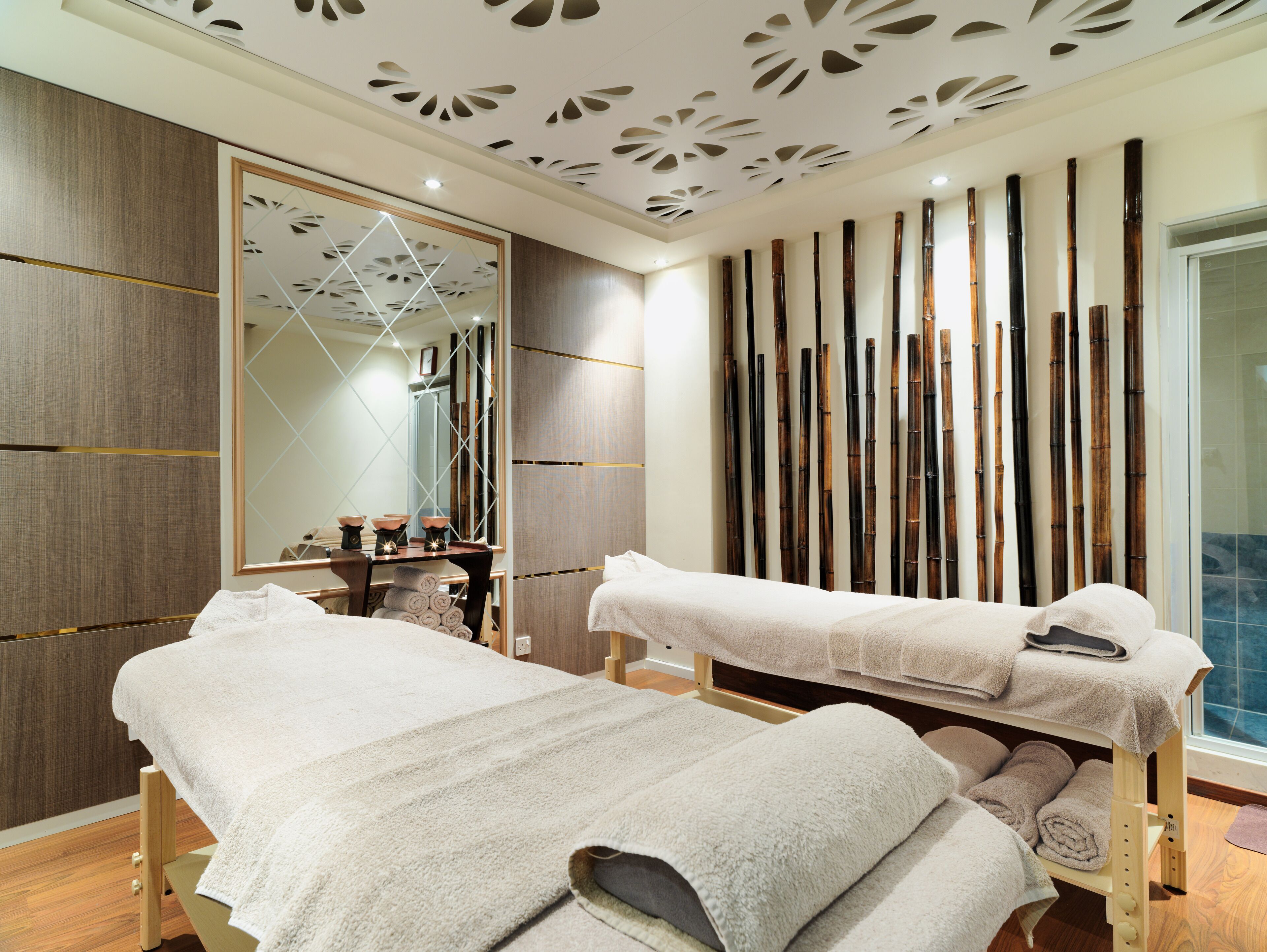 body treatments, body wraps, body scrubs, facials