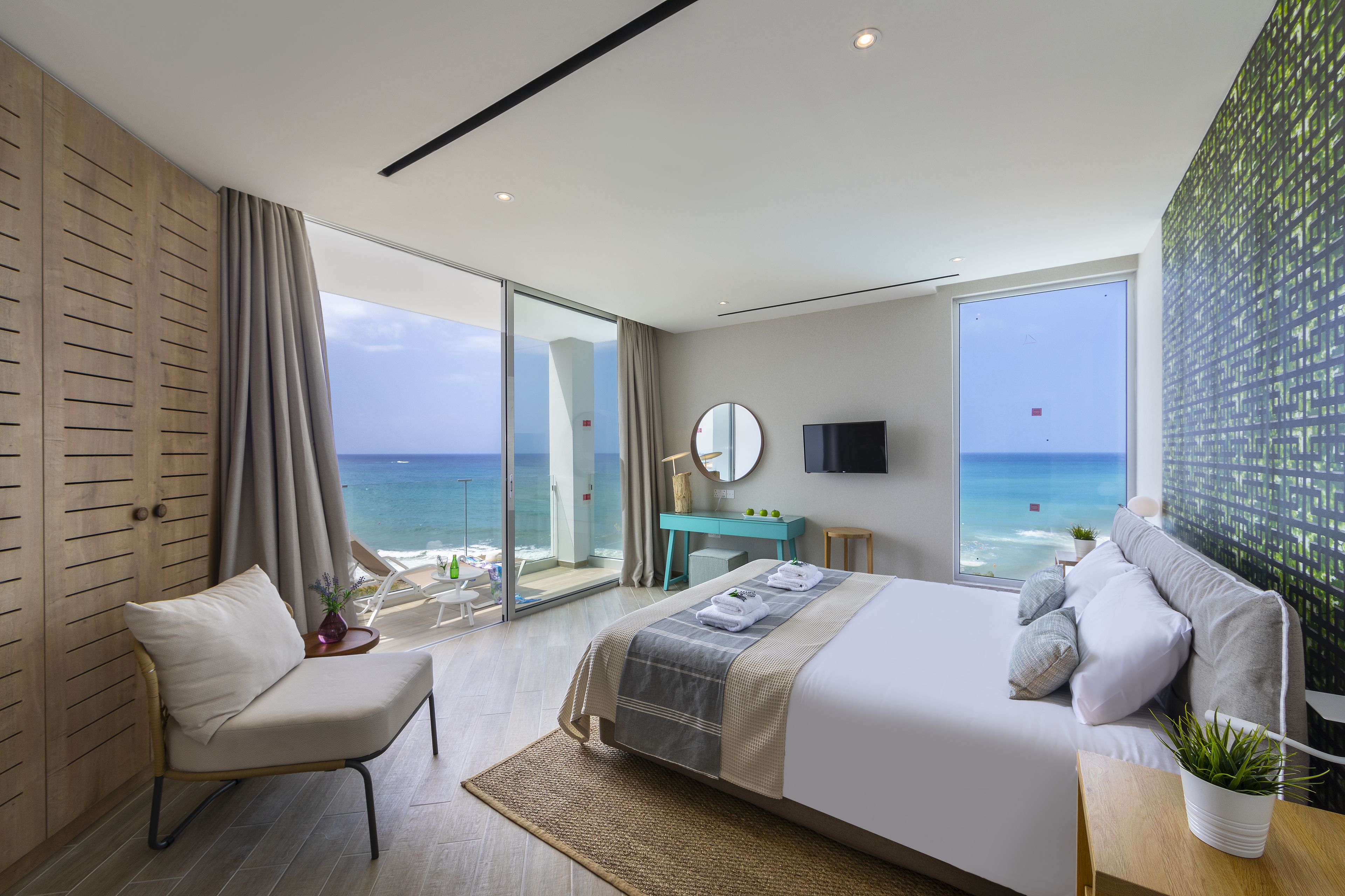 Deluxe Suite, Club Lounge Access, Sea View (Presidential) | Beach/ocean view